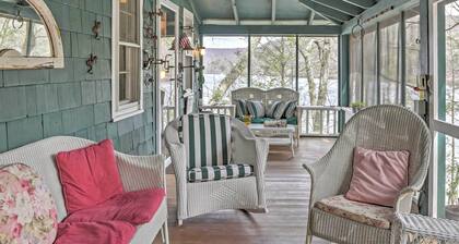 Dainty New Preston Cottage w/ Dock & Lake Views!