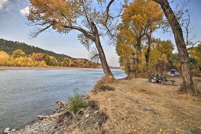 Charming Columbus Apt Along Yellowstone River