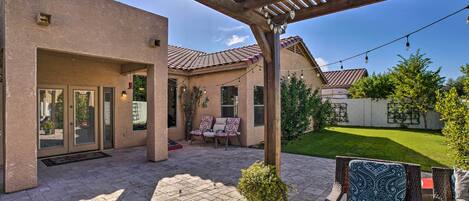 House (4 Bedrooms) | Front of property