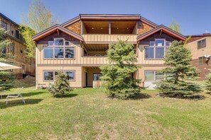 Apartment (5 Bedrooms) | Interior - Ski-in/ski-out Whitefish Duplex w/ Hot Tub! (Whitefish)