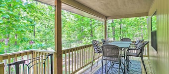 Deck & Resort Amenities: Hot Springs Home!