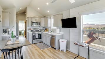 House (1 Bedroom) | Interior