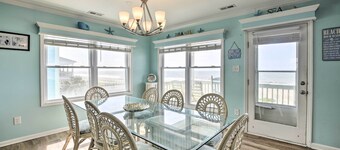 Large-group Getaway - Beachfront Home w/ Pool!