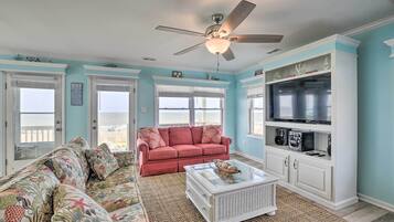 House (5 Bedrooms) | Interior