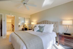 Apartment (2 Bedrooms) | Interior - Resort Amenities: Rancho Mirage Country Club Home (Rancho Mirage)