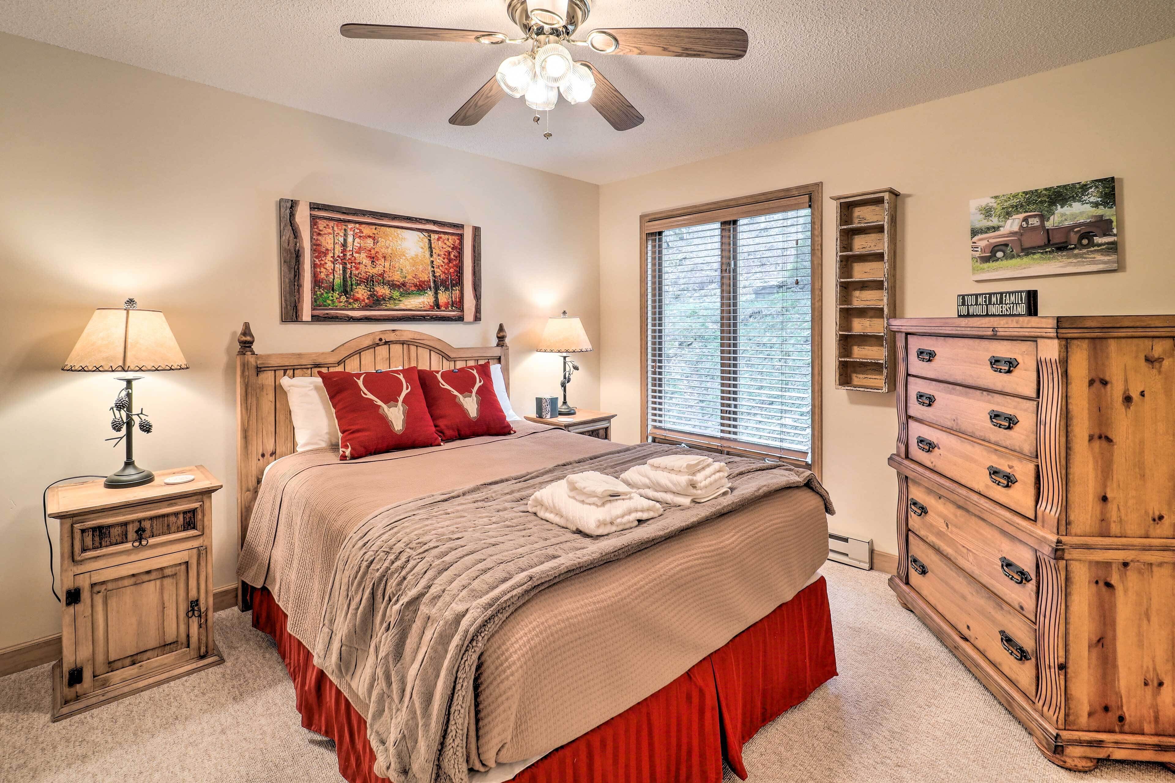 House (4 Bedrooms) | Interior