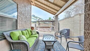 House (3 Bedrooms) | Front of property