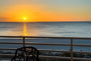 Interior - Oceanfront Marco Island Escape w/ Beach Access! (Marco Island)