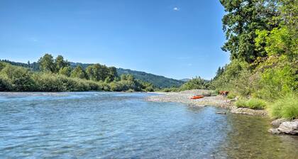Quaint Riverside Reprieve w/ Kayaks + Floats!