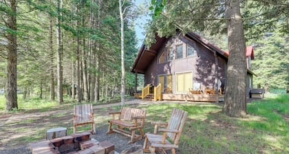 Beautiful Mccall Cabin: Perfect for Families!