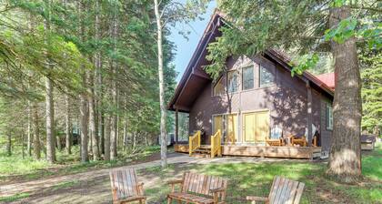 Beautiful Mccall Cabin: Perfect for Families!