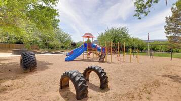 Rumah (2 Bedrooms) | Interior