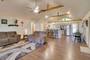 單棟房屋 (3 Bedrooms) | 內部