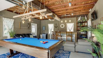 Rumah (4 Bedrooms) | Bagian depan properti