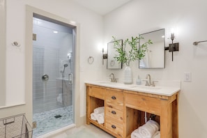House (4 Bedrooms) | Interior - Hot Tub & Lake Access at Poconos Getaway! (Lake Ariel)