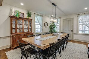 Rumah (4 Bedrooms) | Interior