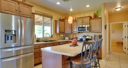 9 Mi to Sahuarita Lake Park: Getaway w/ Game Room