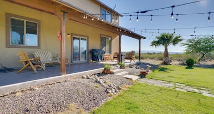 9 Mi to Sahuarita Lake Park: Getaway w/ Game Room