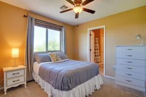 House (4 Bedrooms) | Interior - 9 Mi to Sahuarita Lake Park: Getaway w/ Game Room (Vail)