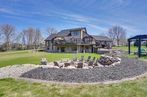 House (6 Bedrooms) | Front of property