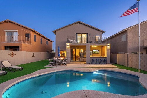 Gold Canyon Golfer's Getaway w/ Scenic Views!