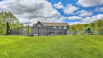 Rumah (1 Bedroom) | Interior