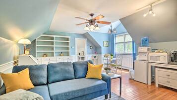 House (1 Bedroom) | Interior