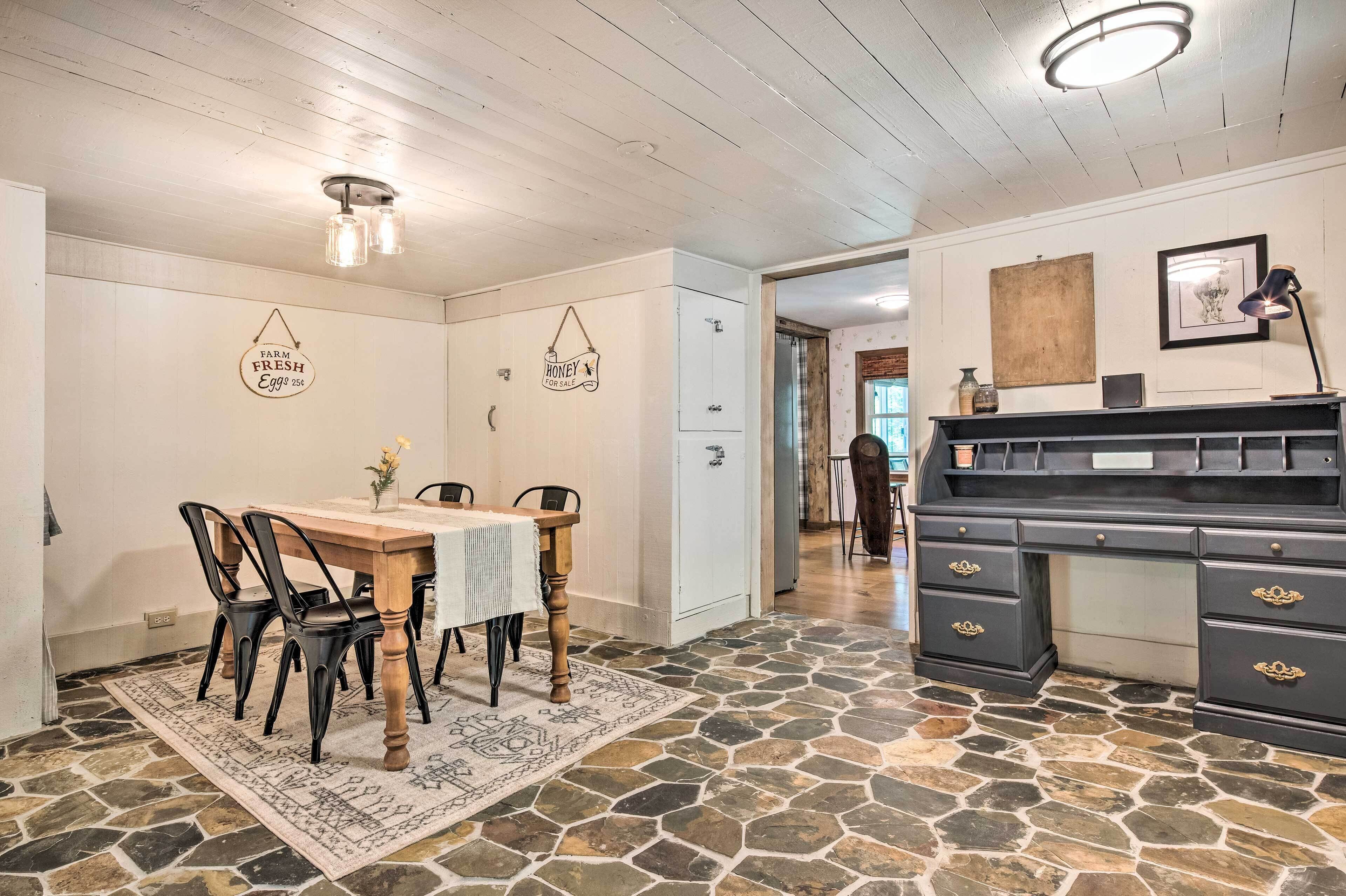 Cottage (2 Bedrooms) | Interior