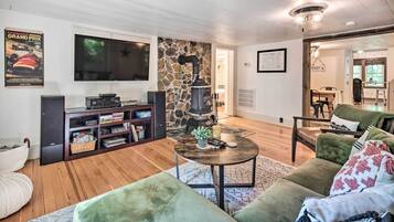 Cottage (2 Bedrooms) | Interior