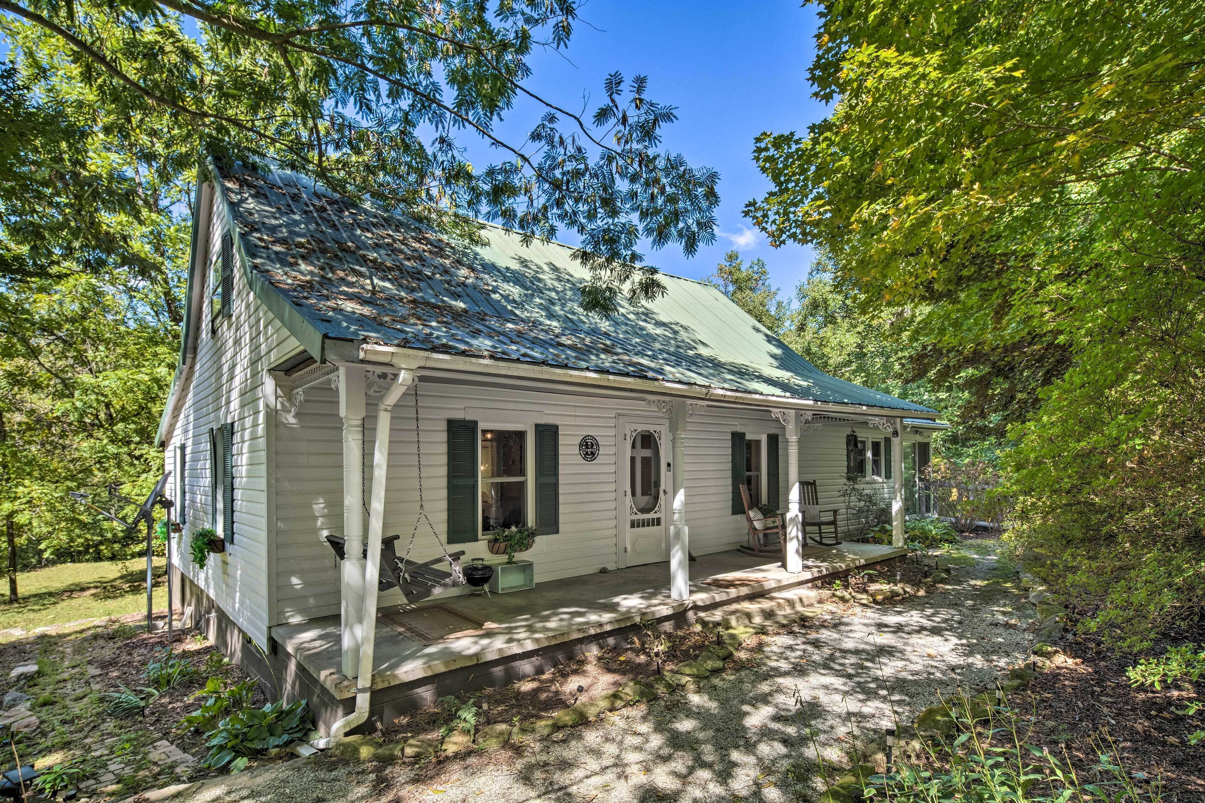 Cottage (2 Bedrooms) | Front of property