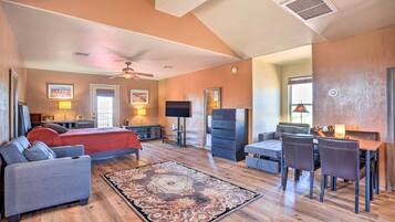 Apartment (0 Bedroom) | Interior