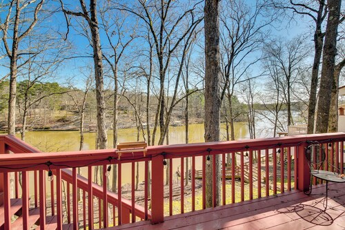 Lakefront Hot Springs Village Vacation Rental!