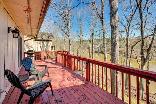 Apartment (2 Bedrooms) | Front of property