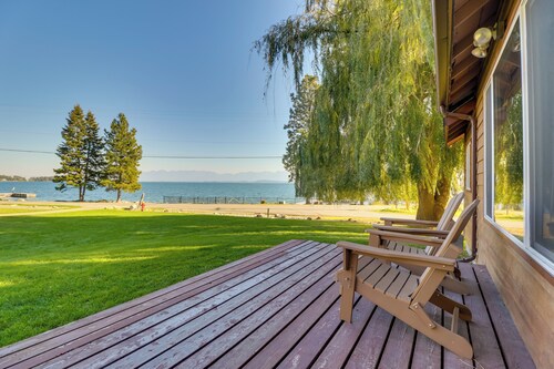 Lakeside Cabin w/ Beach ~ 14 Mi to Ski Area!