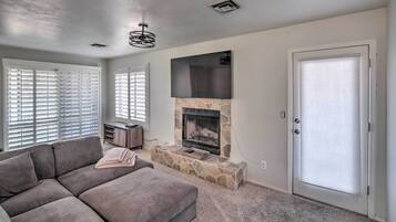 House (2 Bedrooms) | Interior