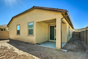 Exterior - Glendale Home Near Desert Diamond Arena! (Glendale)