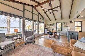 Cottage (3 Bedrooms) | Interior