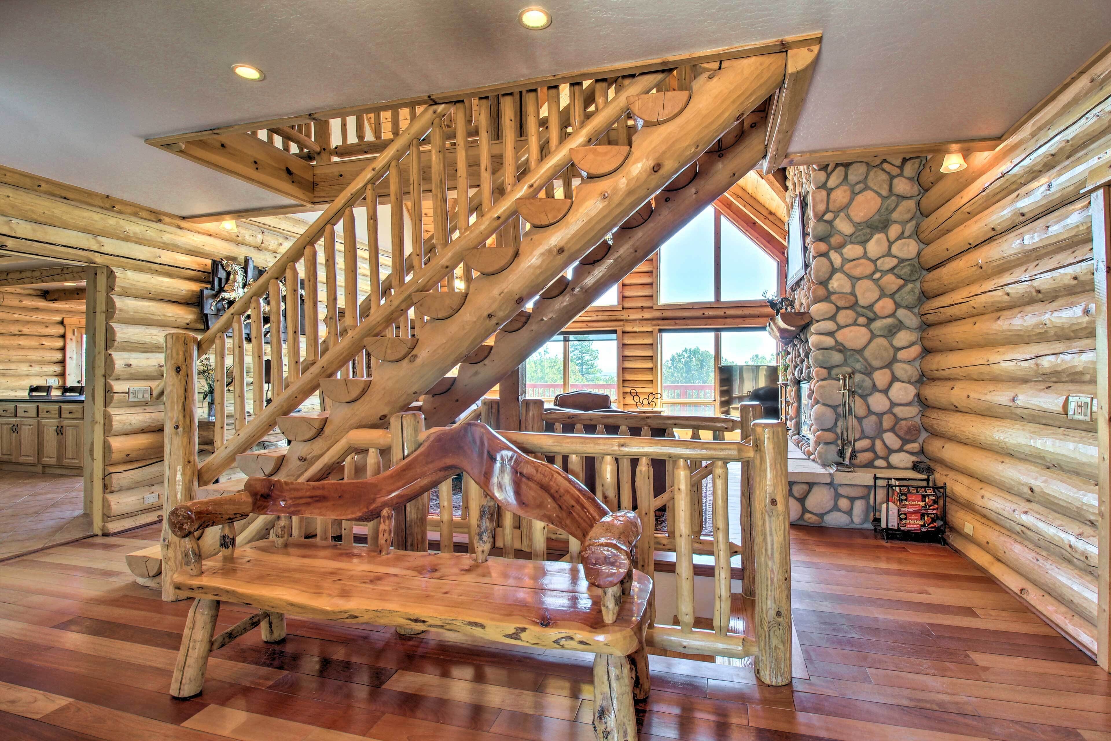 House (5 Bedrooms) | Interior