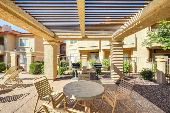 Apartment (1 Bedroom) | Interior - Phoenix Couples Condo w/ Deck & Resort Amenities! (Phoenix)