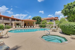 Apartment (1 Bedroom) | Interior - Phoenix Couples Condo w/ Deck & Resort Amenities! (Phoenix)