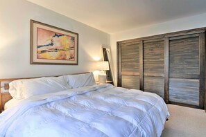 House (4 Bedrooms) | Interior - 'casa Reál' ~ Expansive Woodstock House w/ Hot Tub (Woodstock)