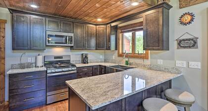 Cabin 1 Mi to Sand Valley, 1 Block to Beach