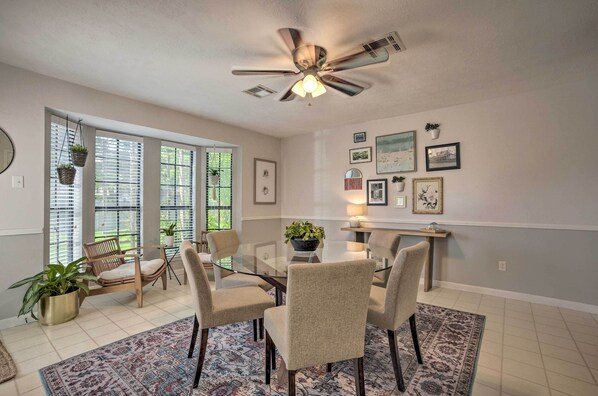 House (3 Bedrooms) | Interior - Pet-friendly Bryan Home < 5 Mi to Texas A & M! (Bryan)