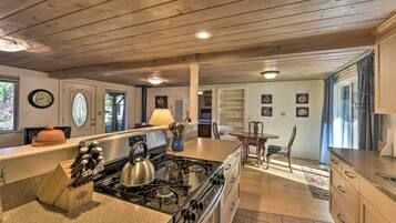 Cottage (1 Bedroom) | Nội thất