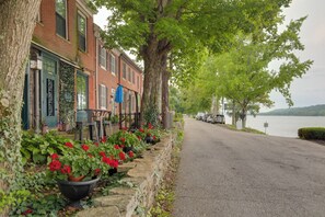 Apartment (0 Bedroom) | Interior - Riverfront Studio w/ Private Patio & Garden! (Augusta)