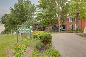 Apartment (0 Bedroom) | Interior