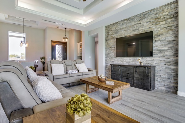 House (3 Bedrooms) | Front of property
