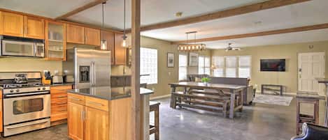 Cottage (2 Bedrooms) | Interior