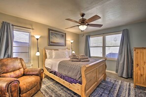 Cottage (2 Bedrooms) | Interior