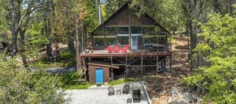 Hike, Bike & Golf: Peaceful Cabin in Twain Harte!